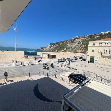 מלון Mar Bravo נאזרה