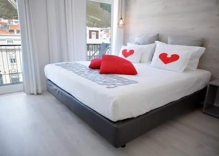 מלון Mar Bravo 3*