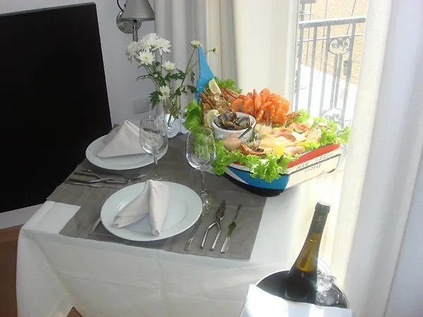 Mar Bravo מלון נאזרה