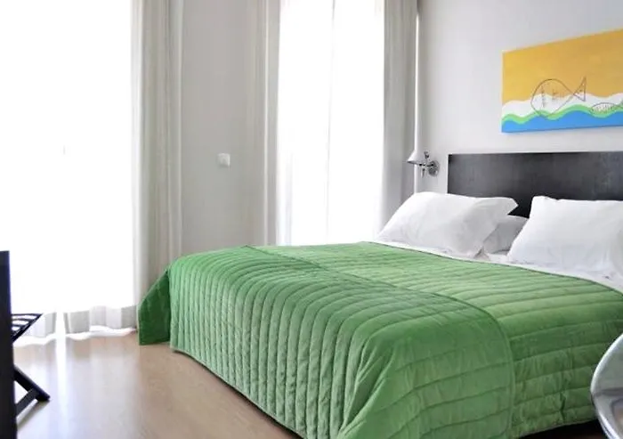 מלון Mar Bravo 3*