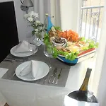 Mar Bravo מלון נאזרה