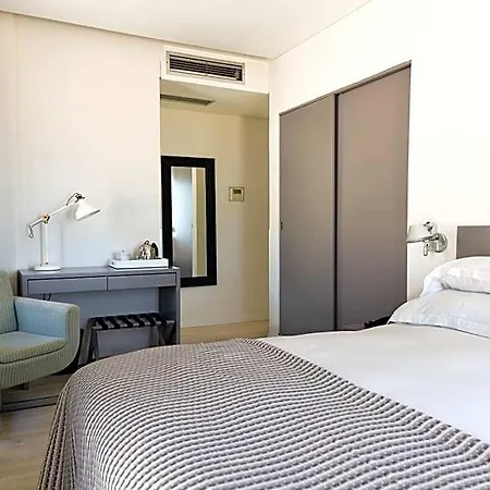 Hotel Mar Bravo Nazaré
